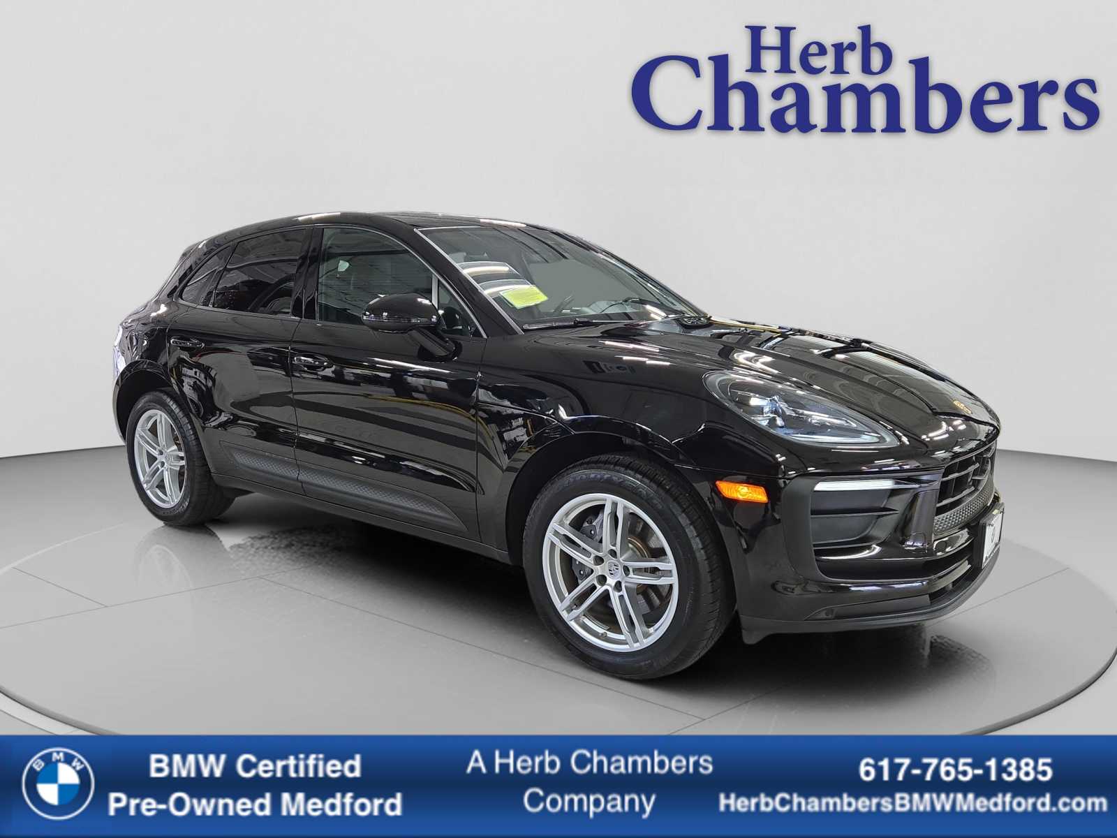 2025 Porsche Macan T's photo