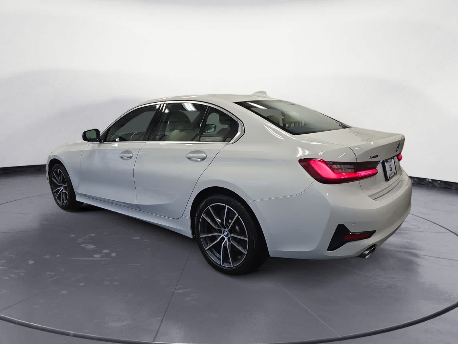 2022 Bmw 330i xDrive photo 3