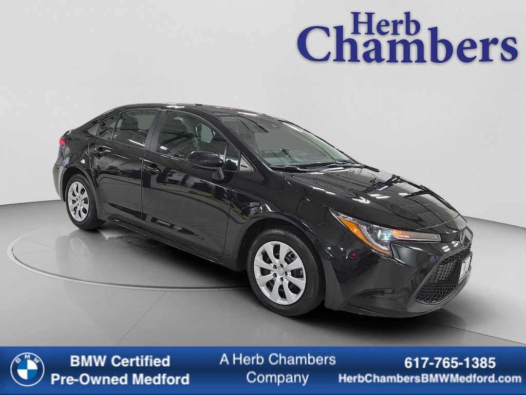 Used 2022 Toyota Corolla LE Sedan