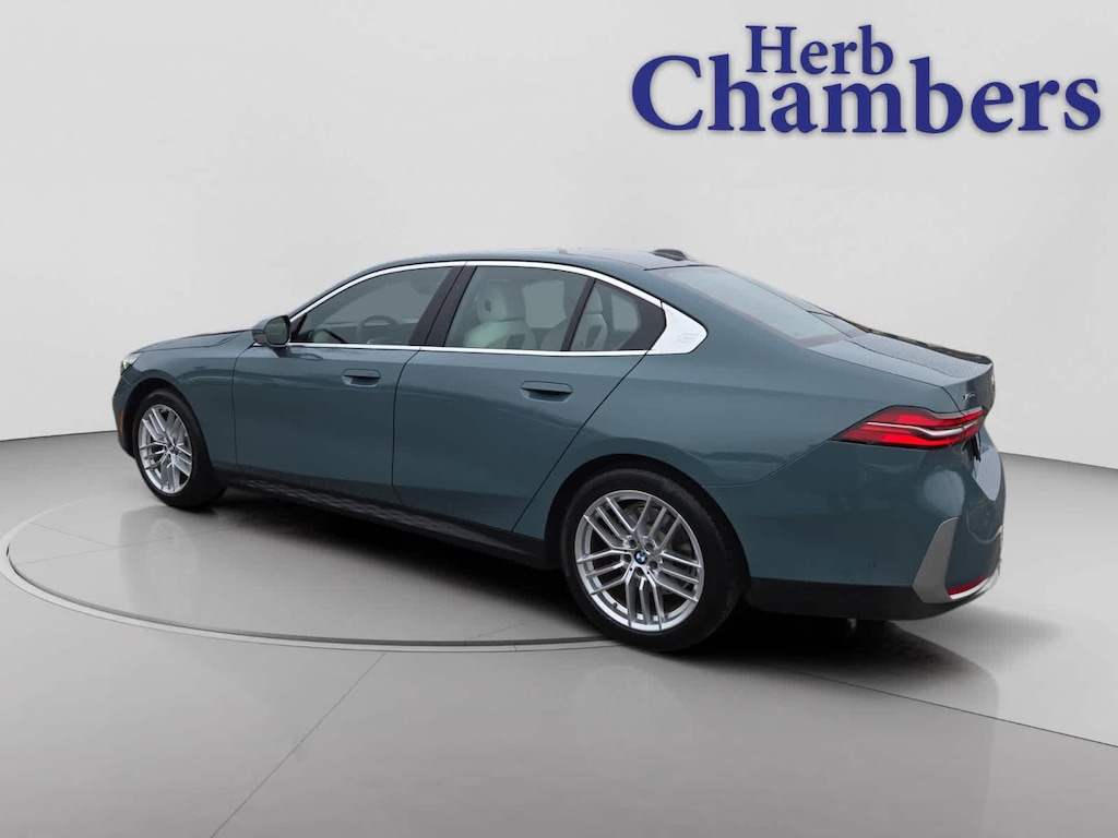 Certified 2024 BMW 530i xDrive Sedan