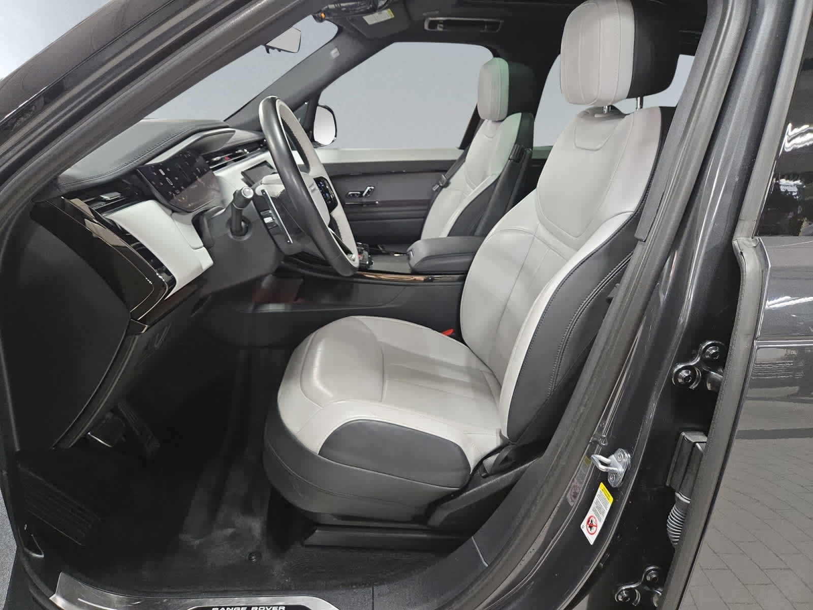2023 Land Rover Range Rover Sport SE Dynamic - Photo 7