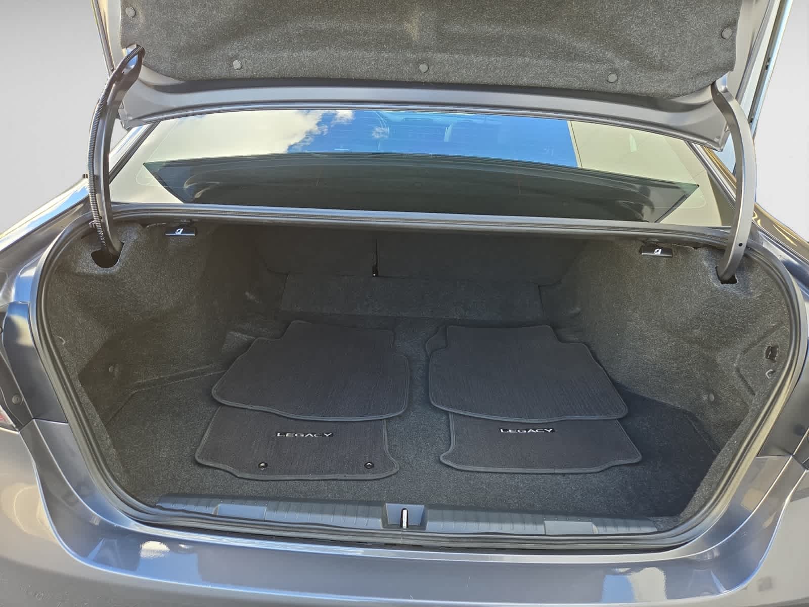 2022 Subaru Legacy Limited photo 4