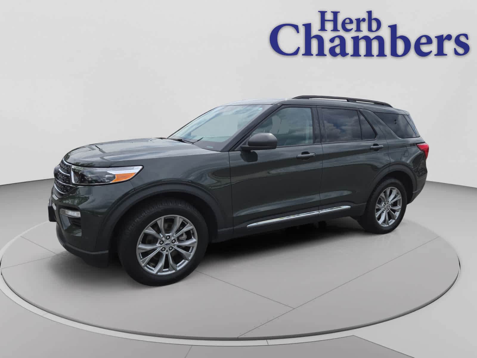 2023 Ford Explorer XLT - Photo 10