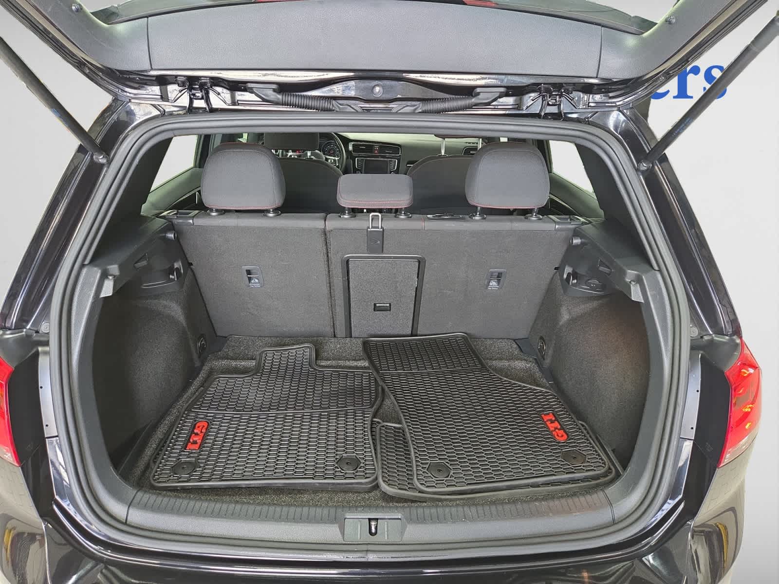 2017 Volkswagen Golf GTI S photo 3