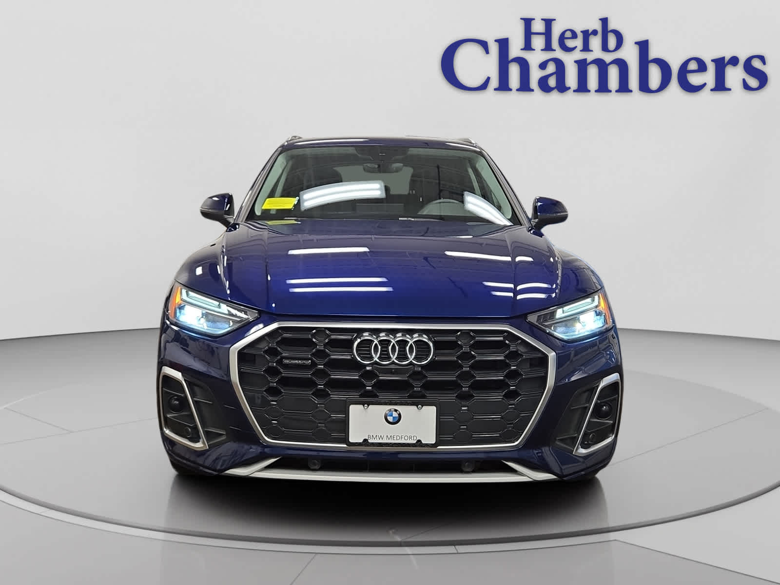 2022 Audi Q5 45 S line Premium Plus photo 2