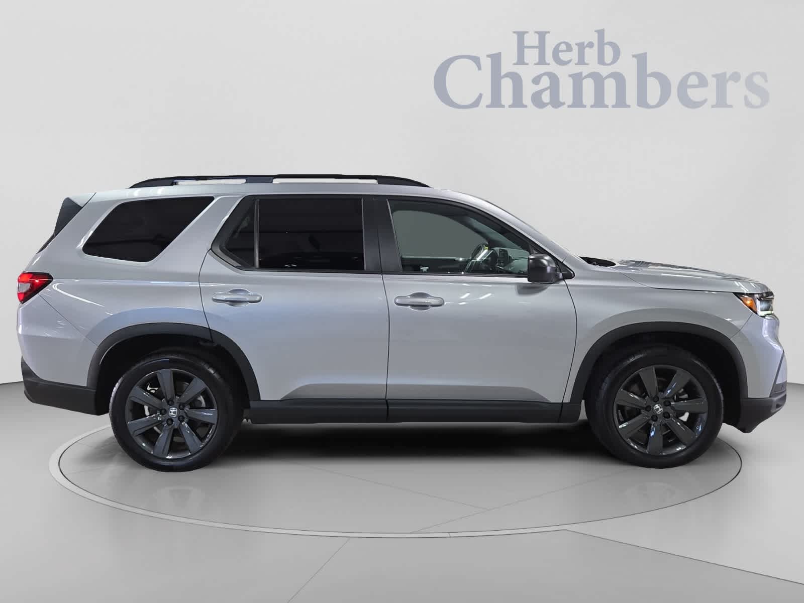 2025 Honda Pilot Sport - Photo 11