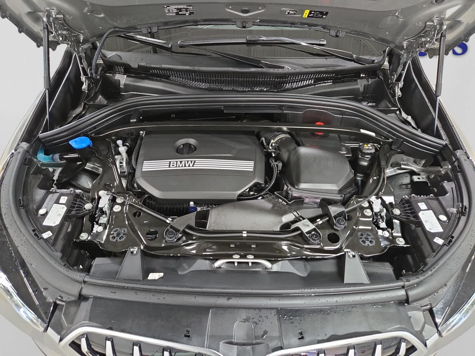 2025 BMW X1 28i - Photo 8