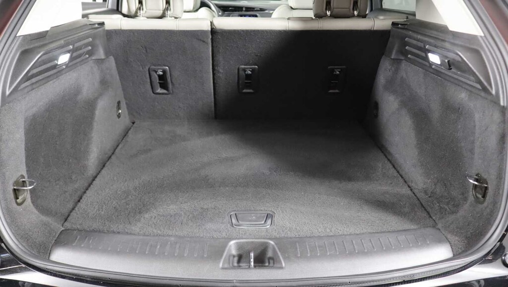 Used 2022 CADILLAC XT4 Luxury SUV