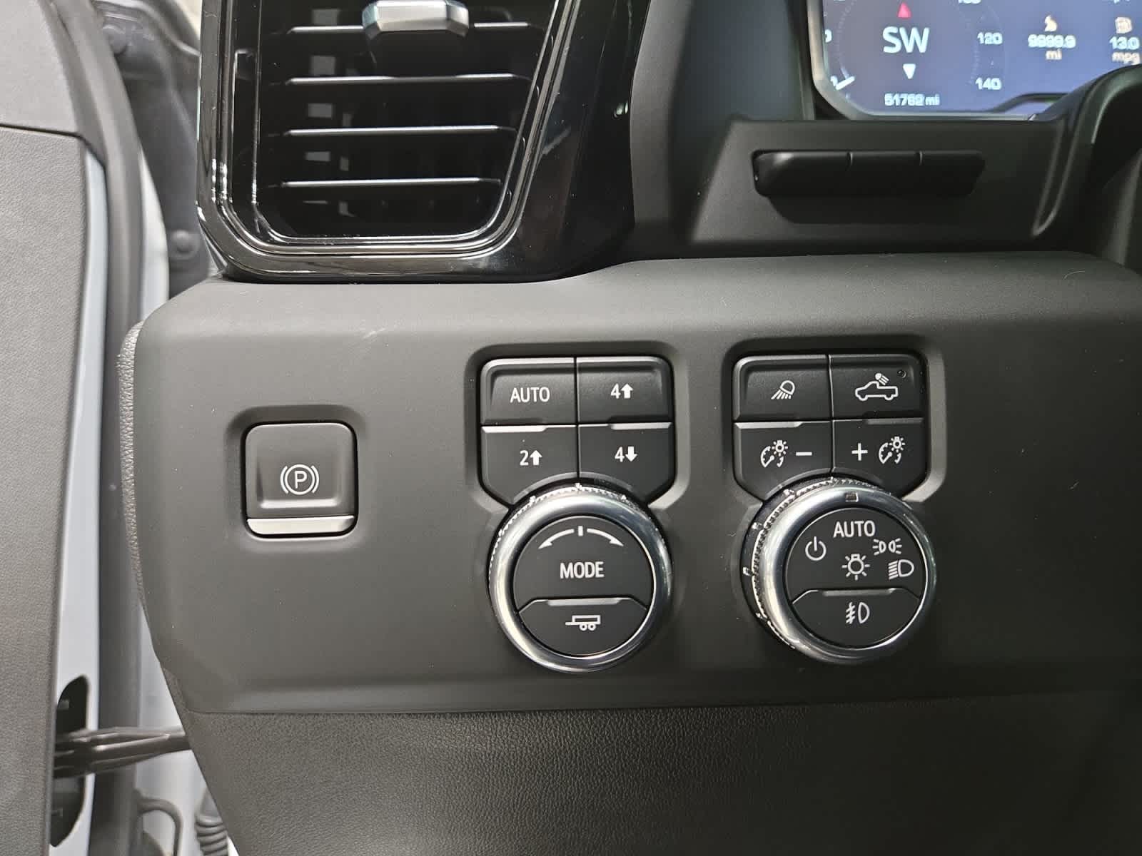 2022 GMC Sierra 1500 AT4X - Photo 37