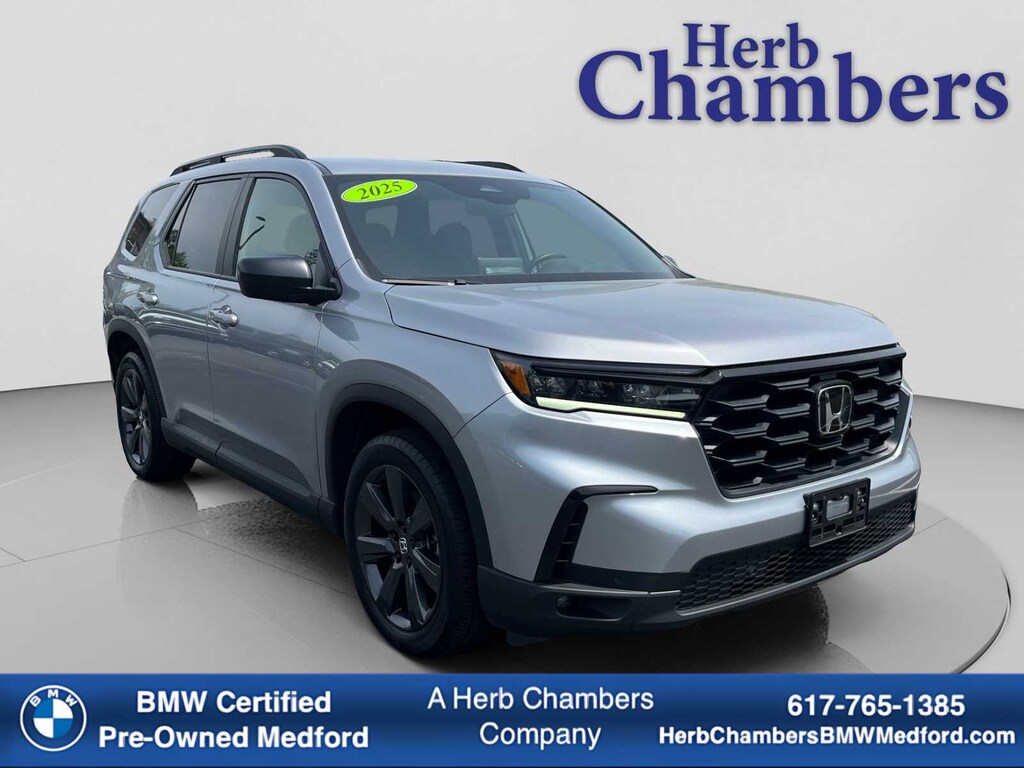 Used 2025 Honda Pilot Sport SUV