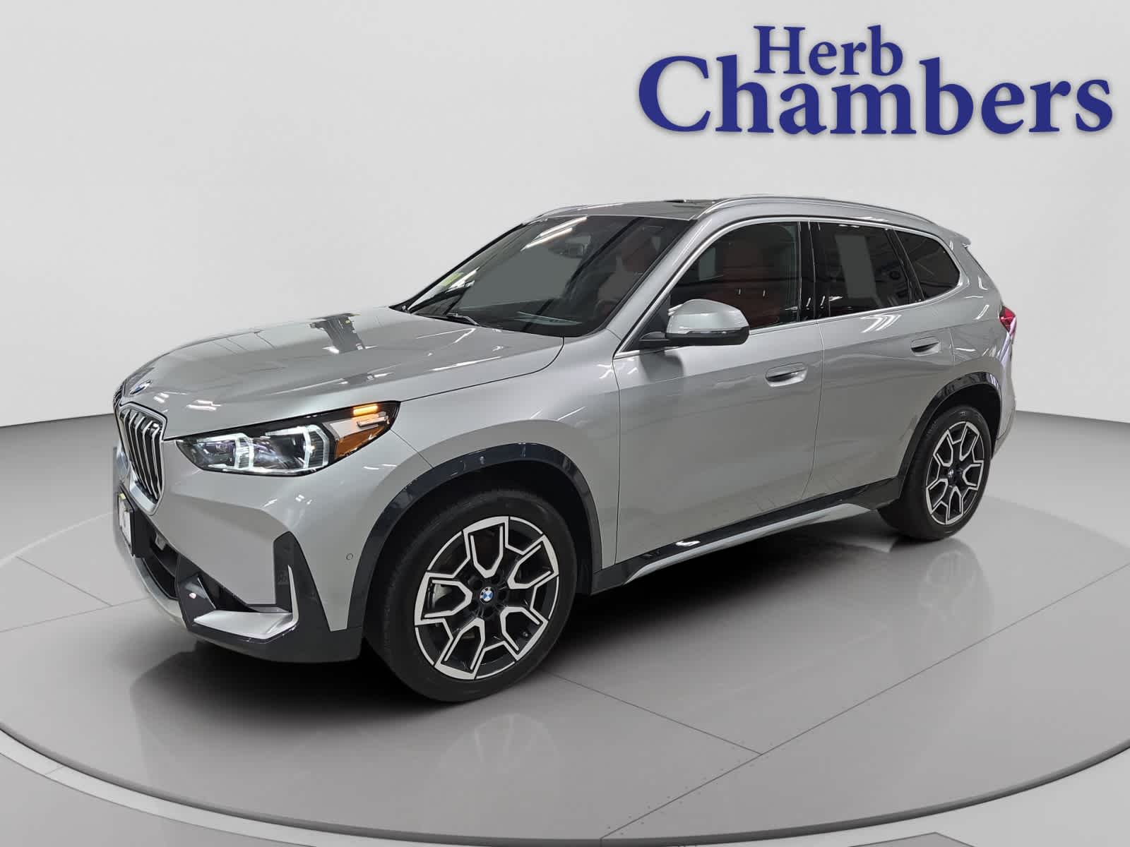 2025 BMW X1 28i - Photo 10