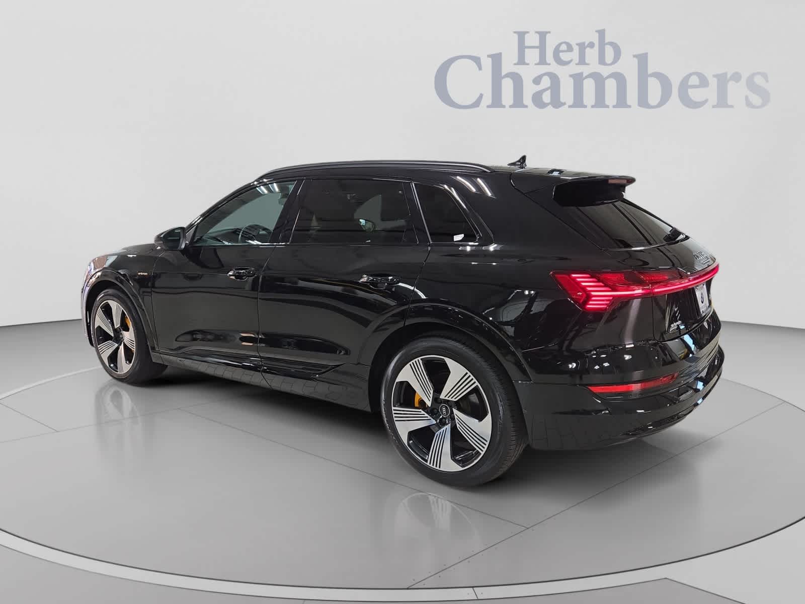 Used 2022 Audi e-tron Premium Plus SUV