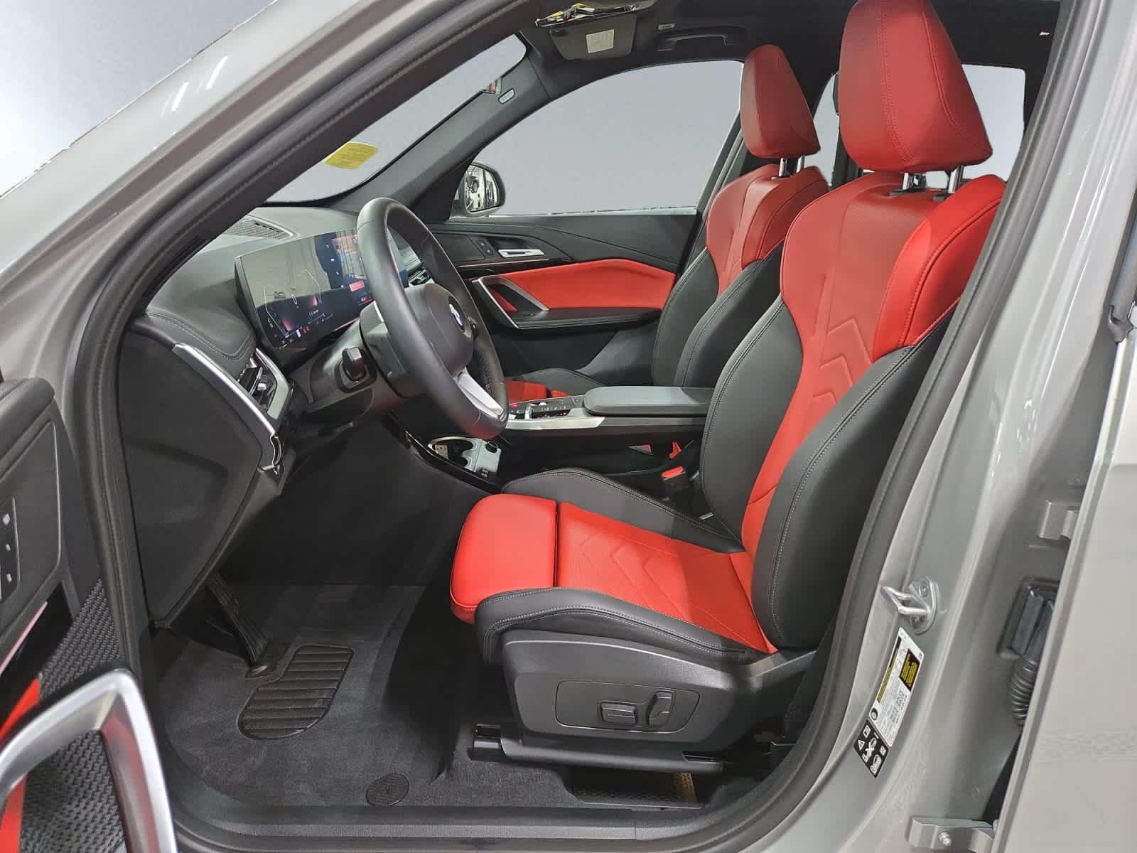 2025 BMW X1 28i - Photo 7