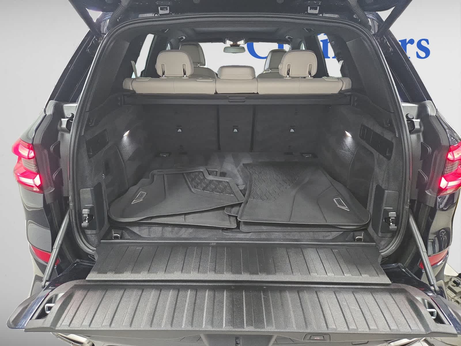 2022 Bmw X5 M50i photo 4