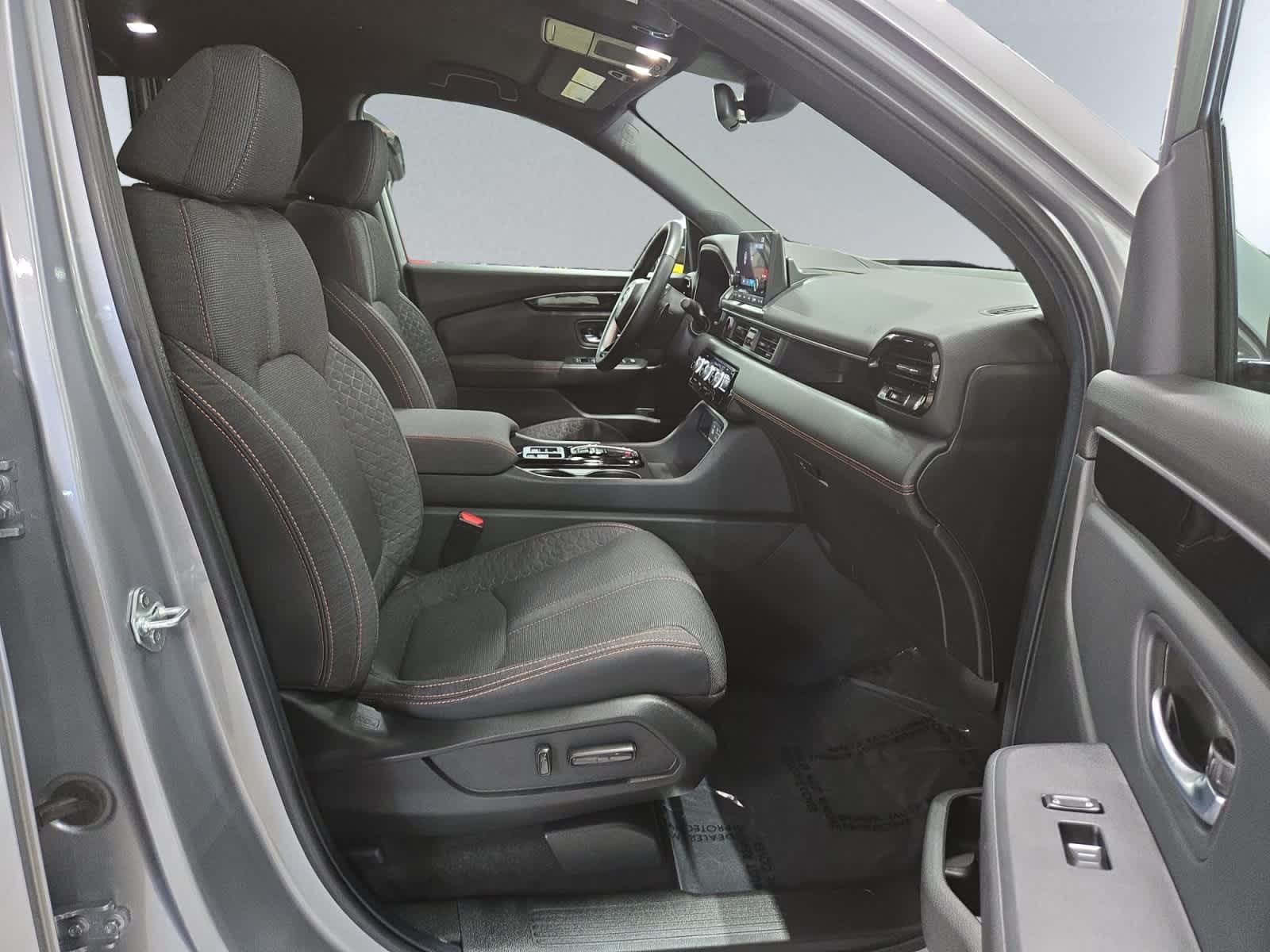 2025 Honda Pilot Sport - Photo 20