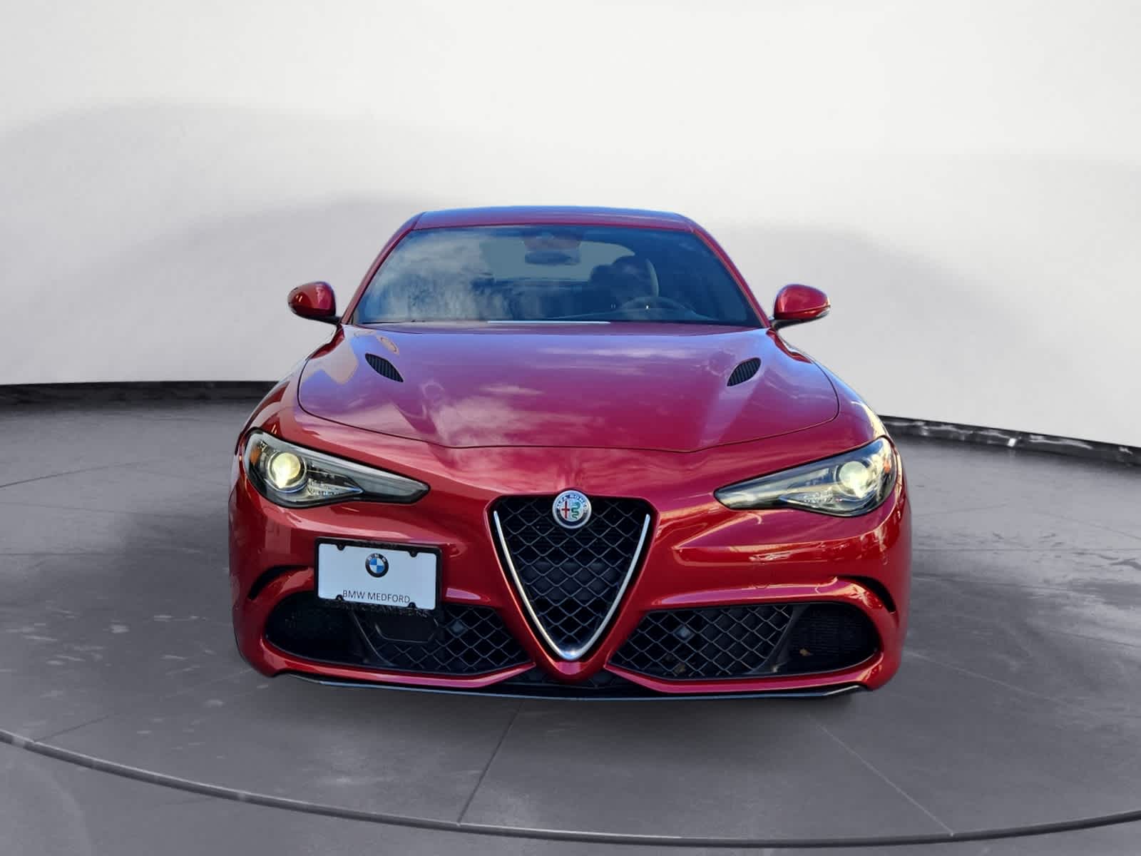 2018 Alfa Romeo Giulia Quadrifoglio photo 2