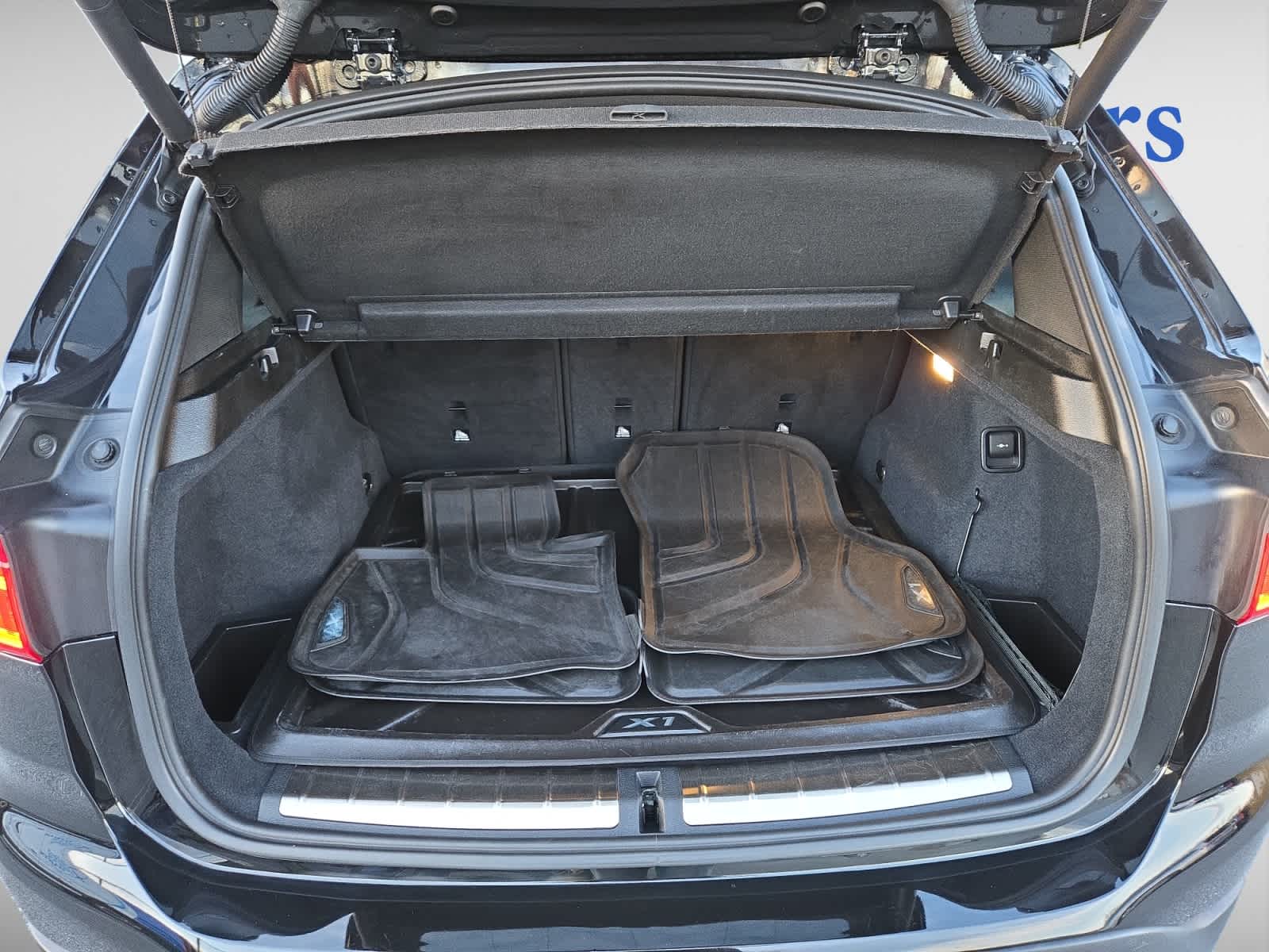 2017 Bmw X1 XDrive28i photo 4