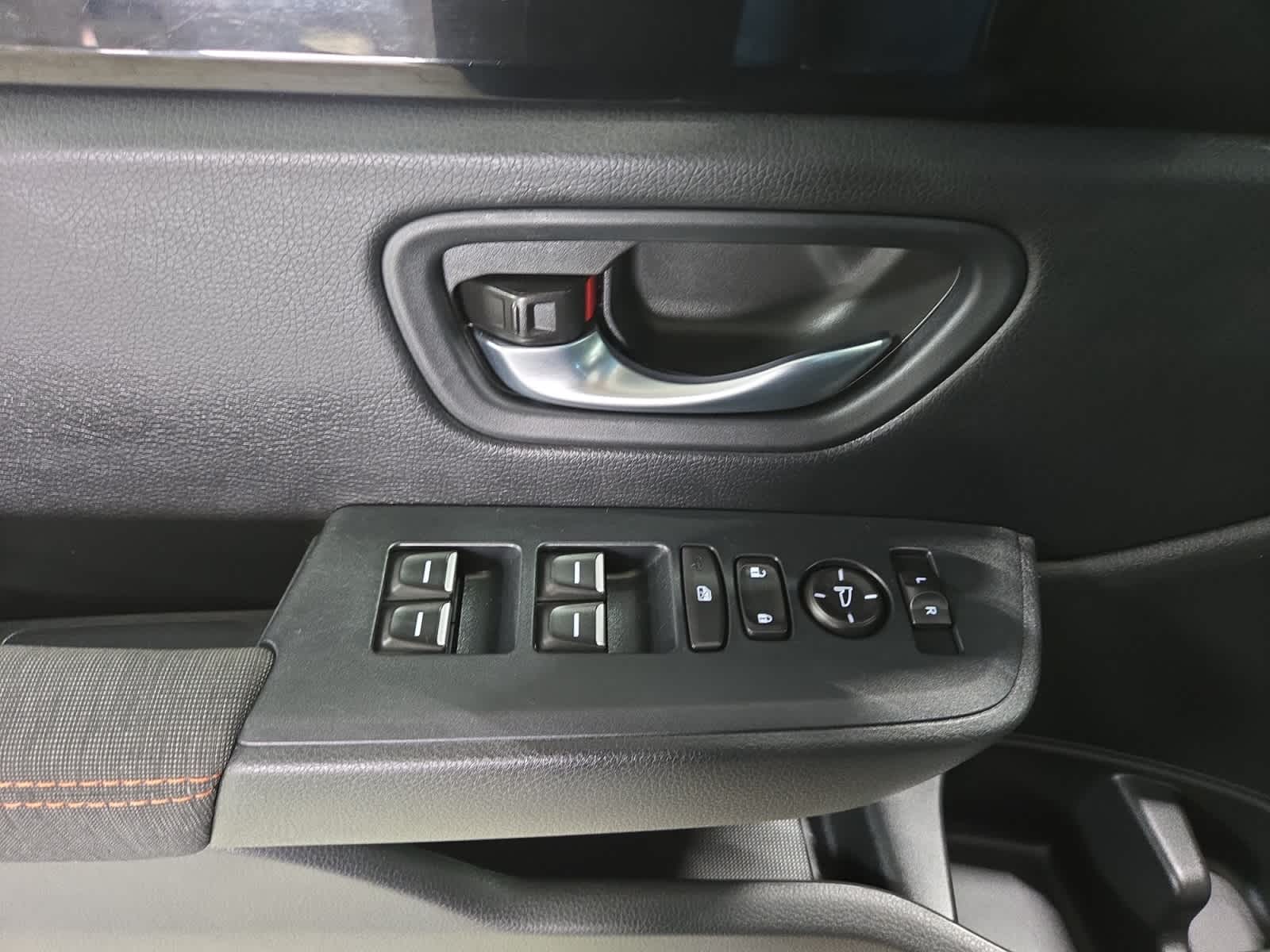 2025 Honda Pilot Sport - Photo 15