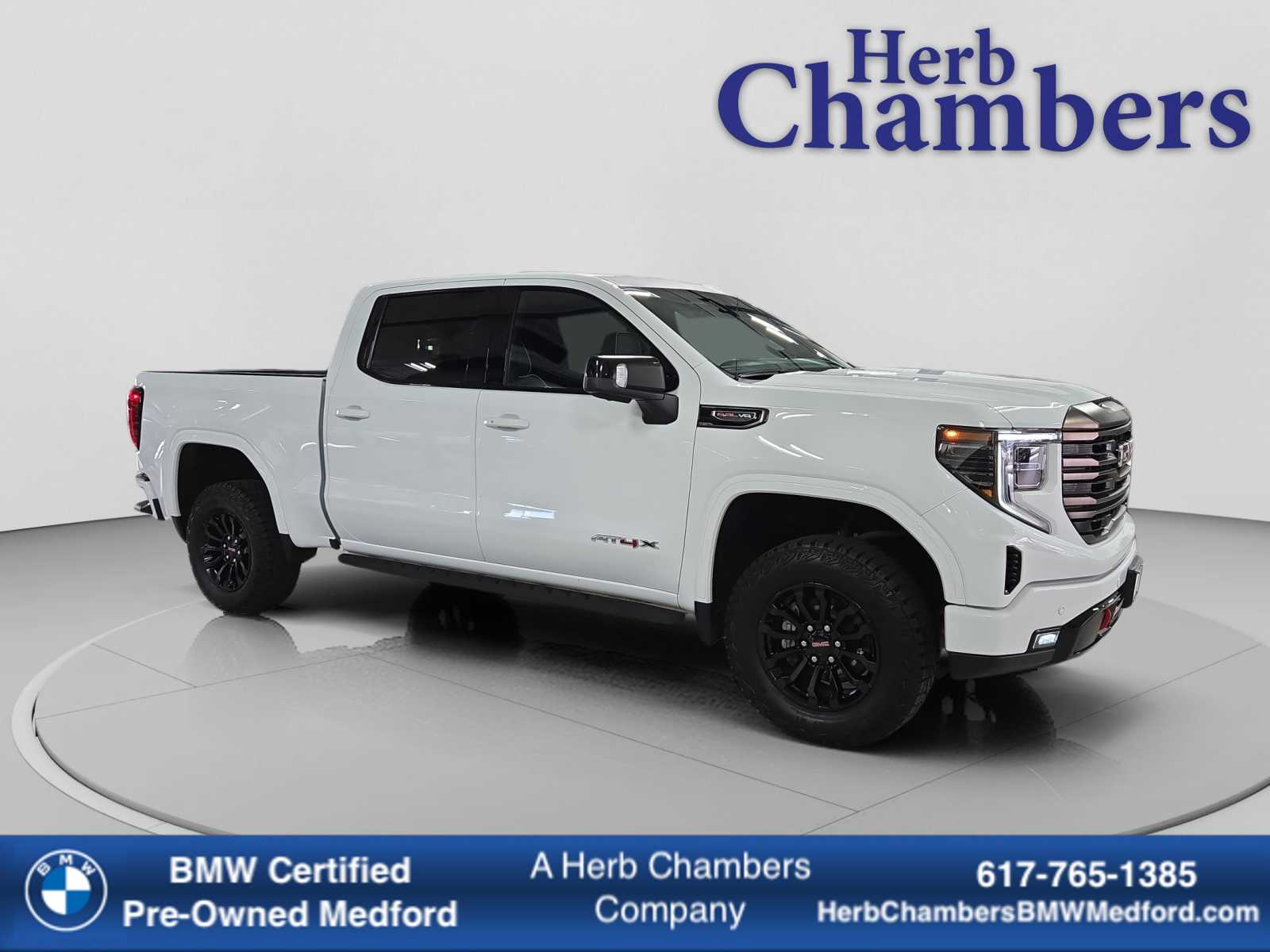 2022 GMC Sierra 4WD Crew Cab Short Box AT4X's photo