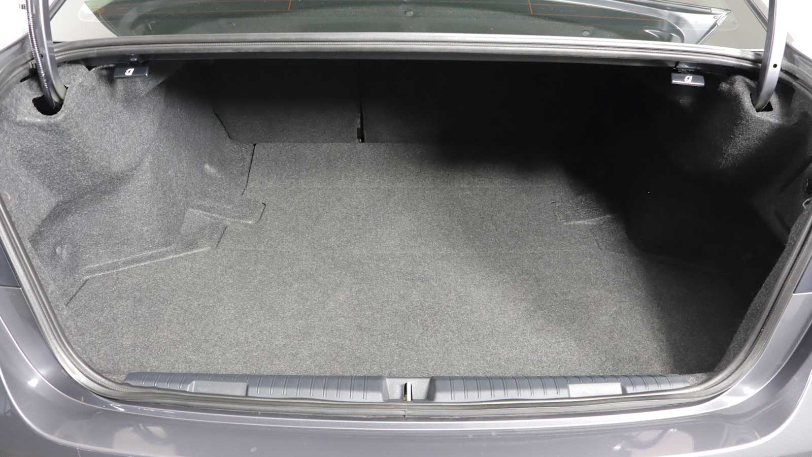 2022 Subaru Legacy Limited photo 4
