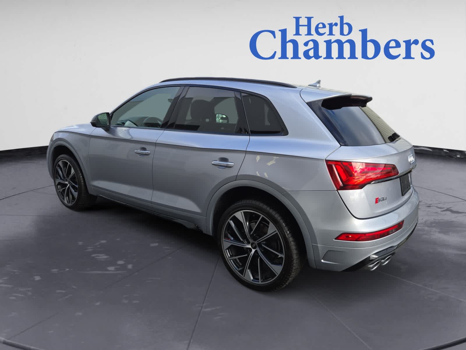 2024 Audi SQ5 Premium Plus photo 2