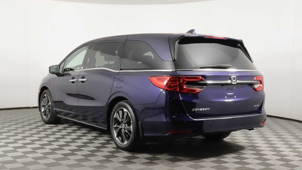 Used 2024 Honda Odyssey Elite Van