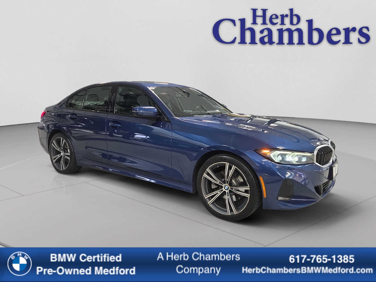 2023 BMW 3 Series 330i xDrive Sedan's photo