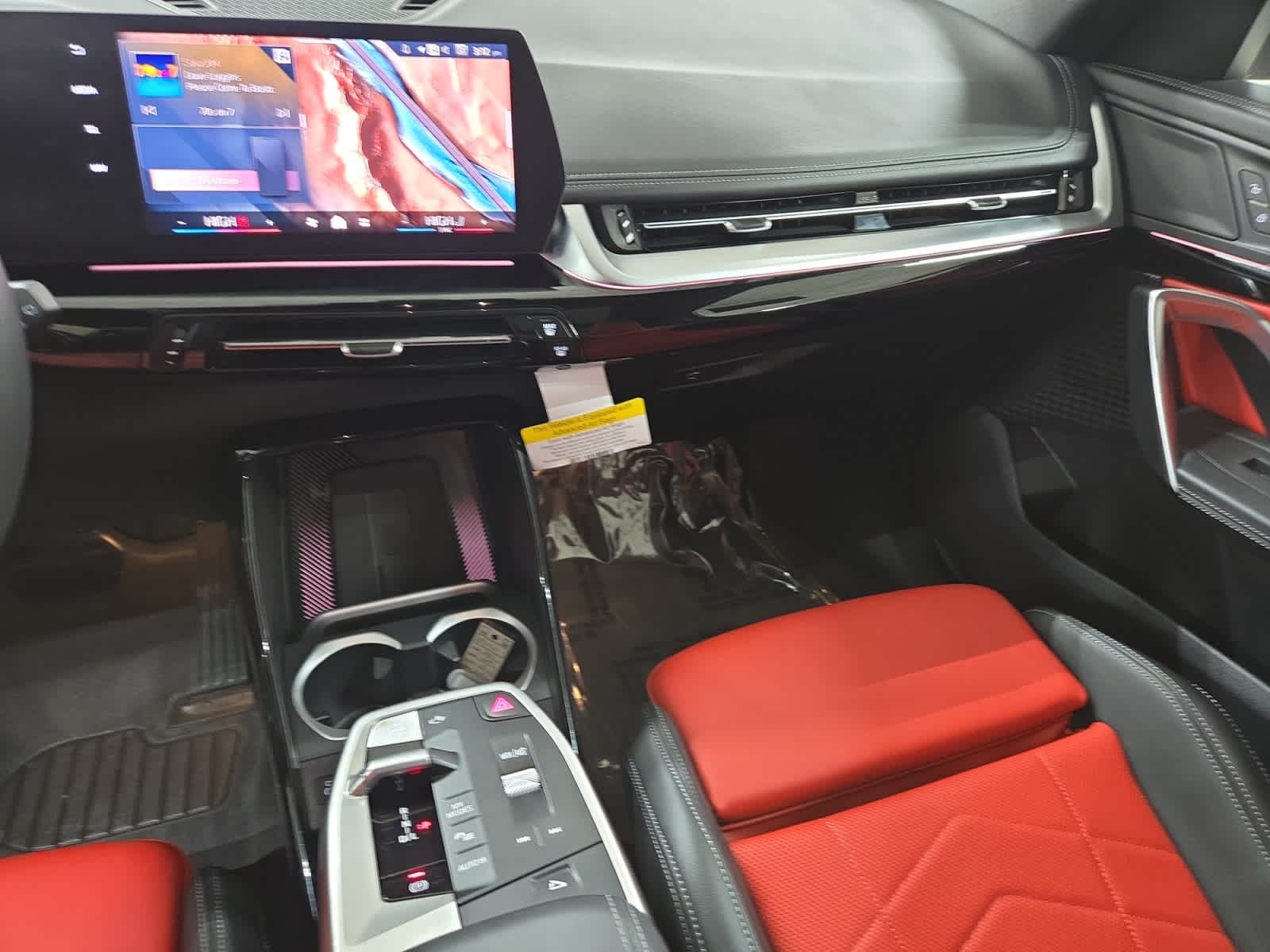 2025 BMW X1 28i - Photo 17