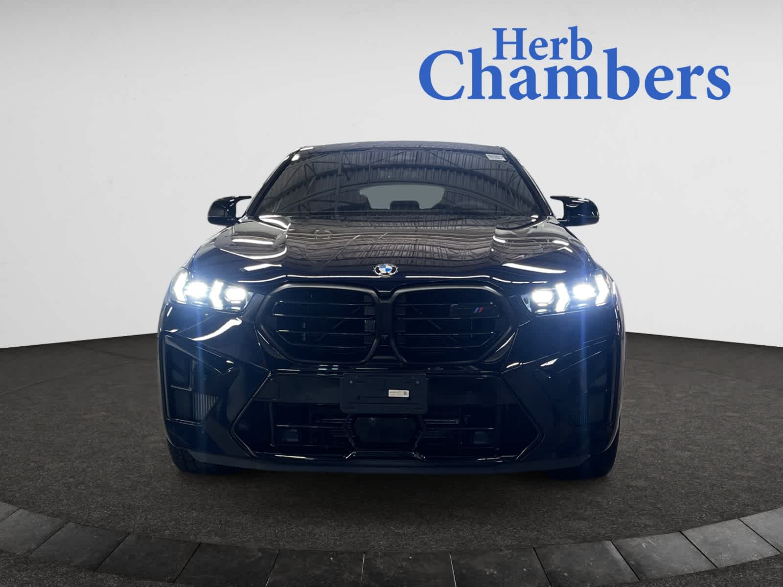 2025 Bmw X6 M photo 2
