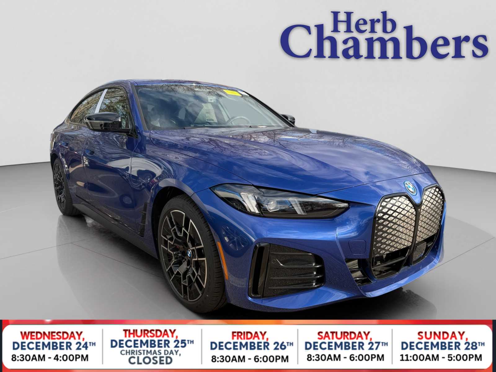 2025 BMW i4 40's photo