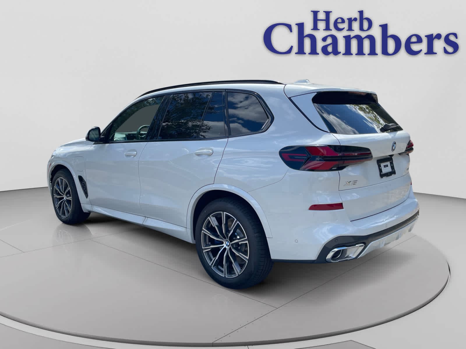 new 2026 BMW X5 PHEV car, priced at $89,550