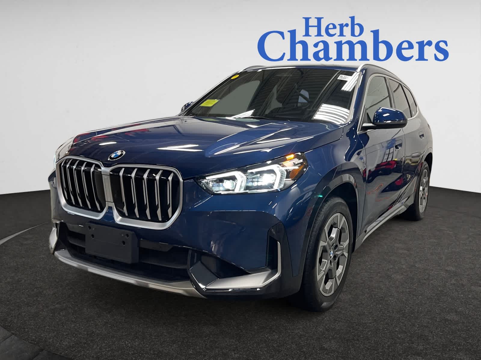 2025 Bmw X1 XDrive28i photo 3