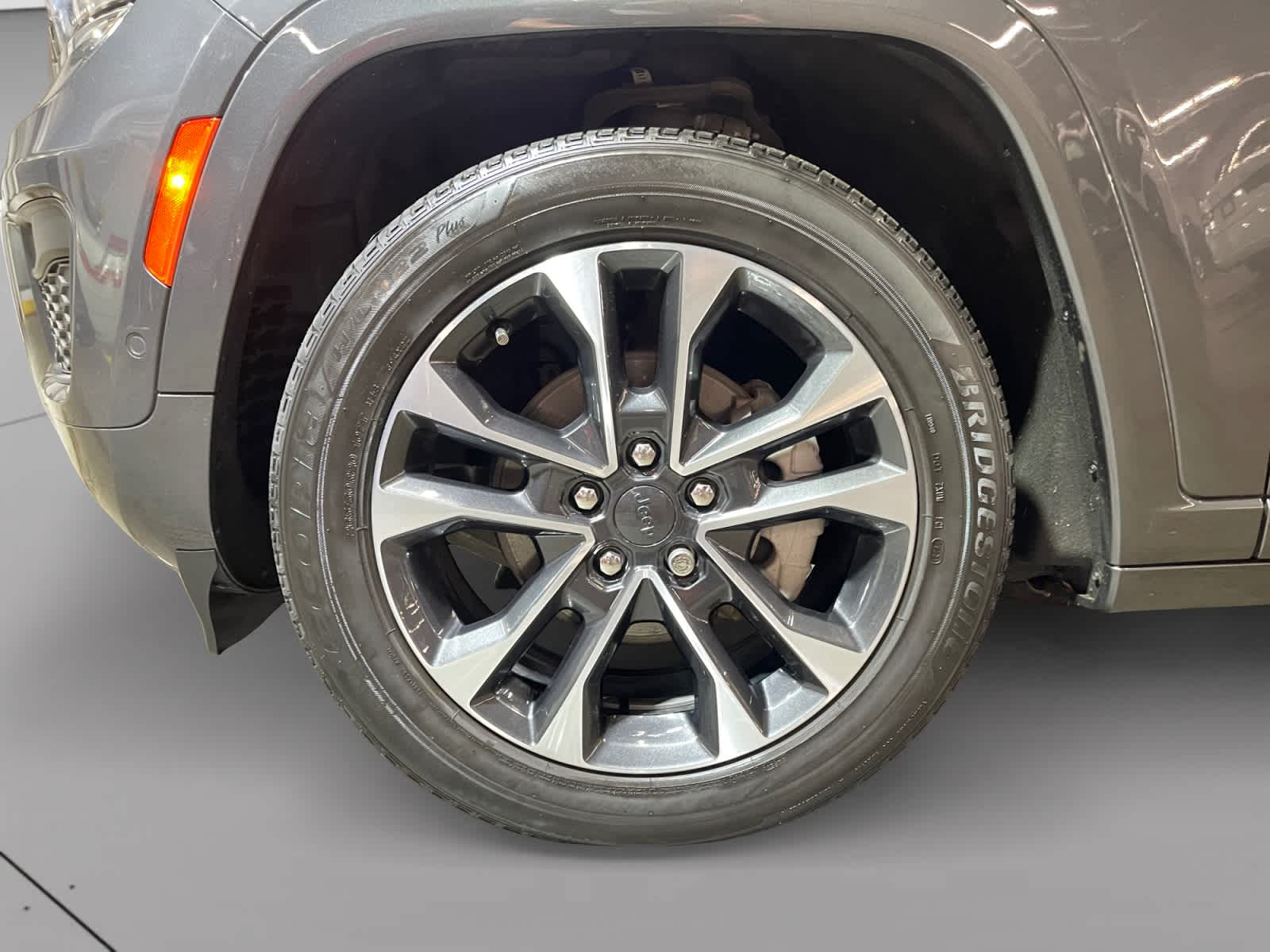 used 2022 Jeep Grand Cherokee car, priced at $36,997