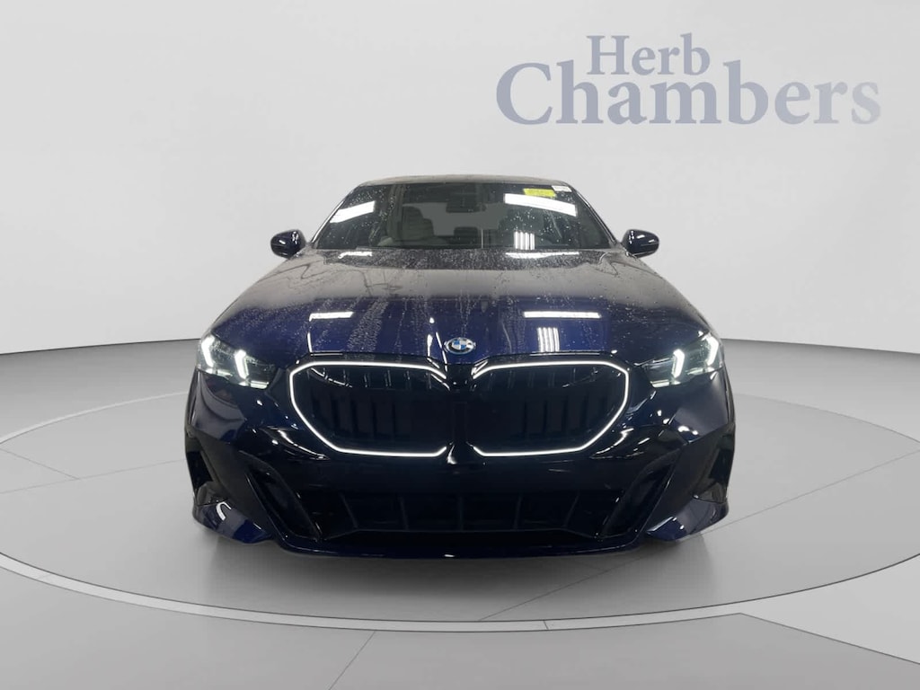 New 2027 BMW 550e 550e xDrive Sedan
