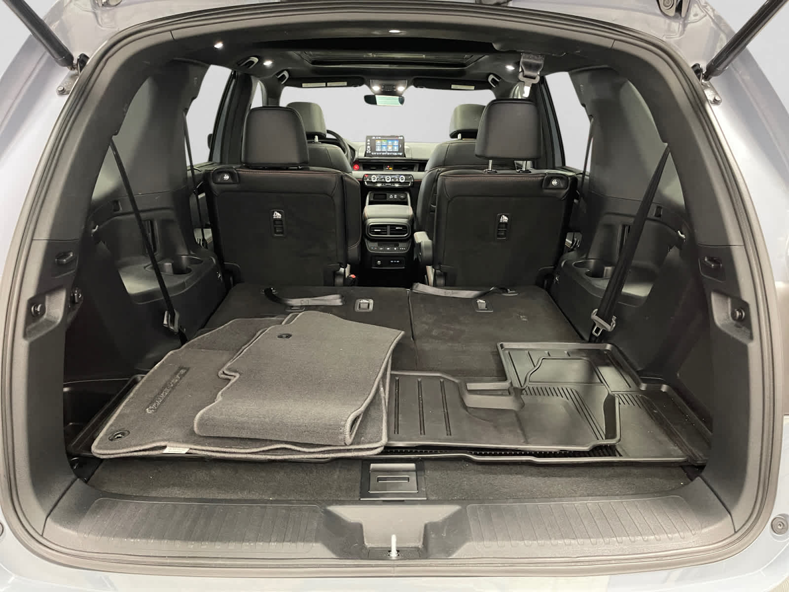 used 2025 Honda Pilot car, priced at $39,497