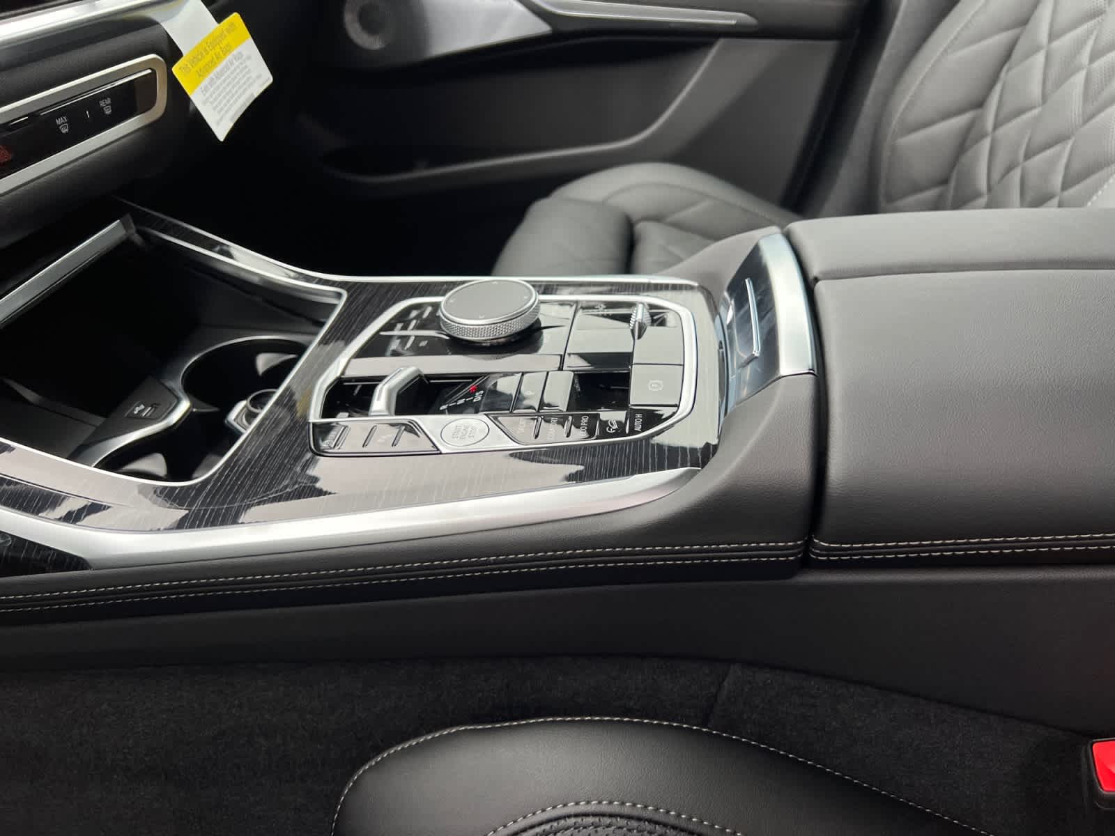 new 2026 BMW X7 car, priced at $102,450