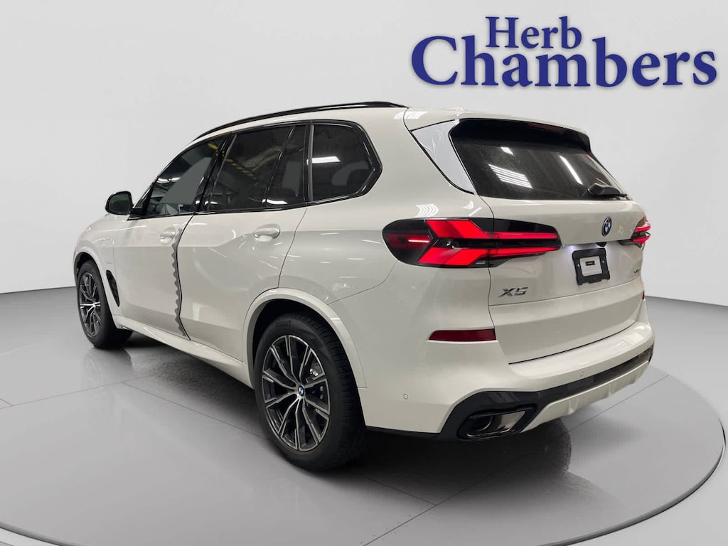 New 2026 BMW X5 PHEV xDrive50e SUV