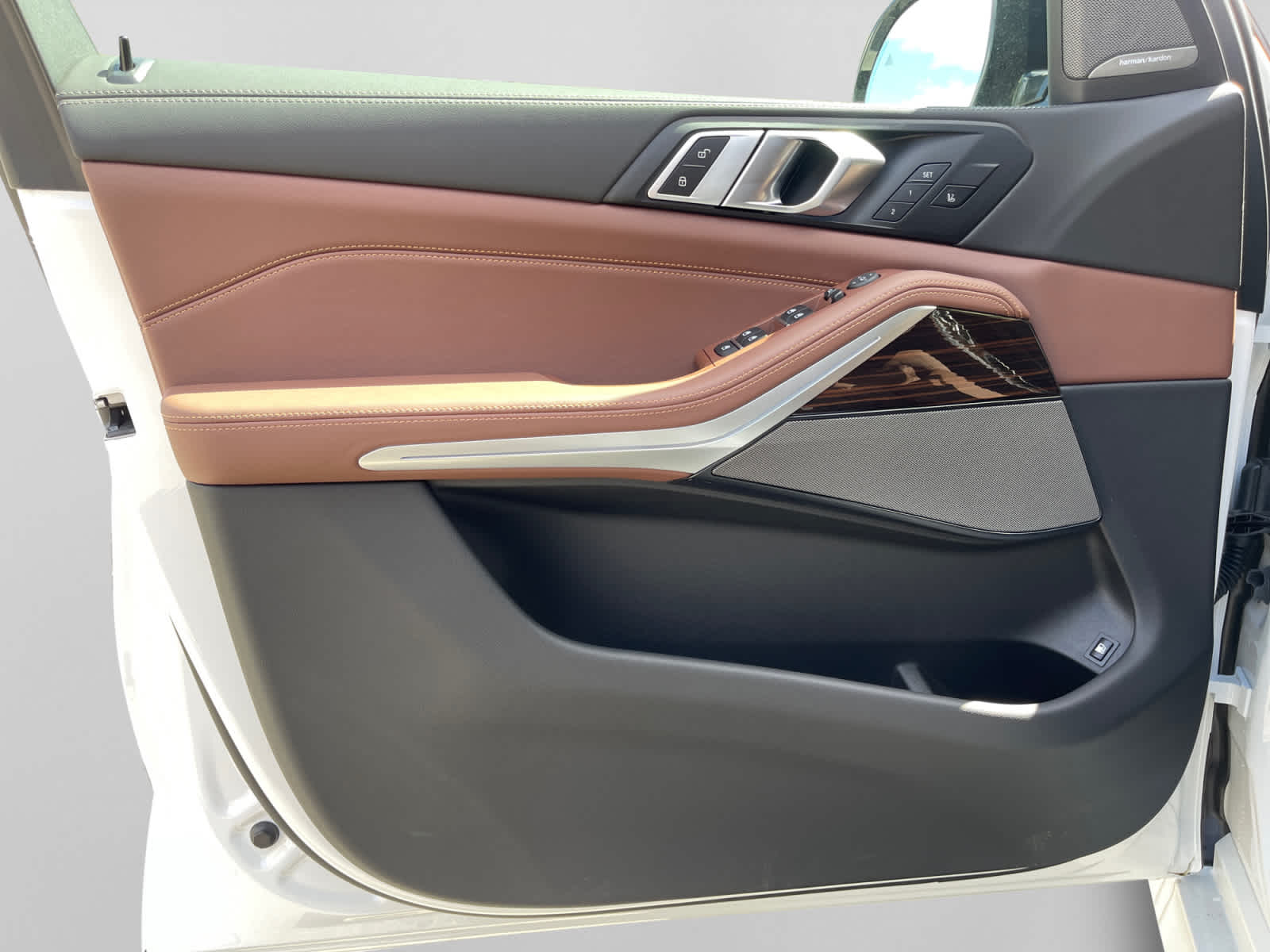 new 2026 BMW X5 PHEV car, priced at $89,550