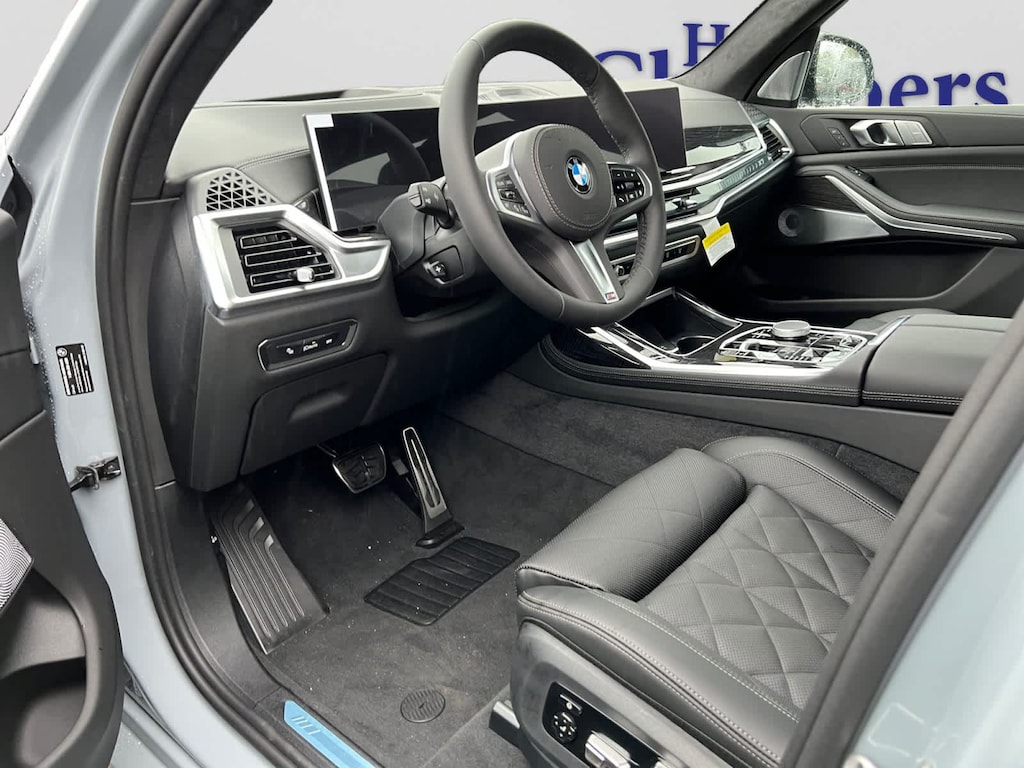 New 2026 BMW X7 xDrive40i SUV