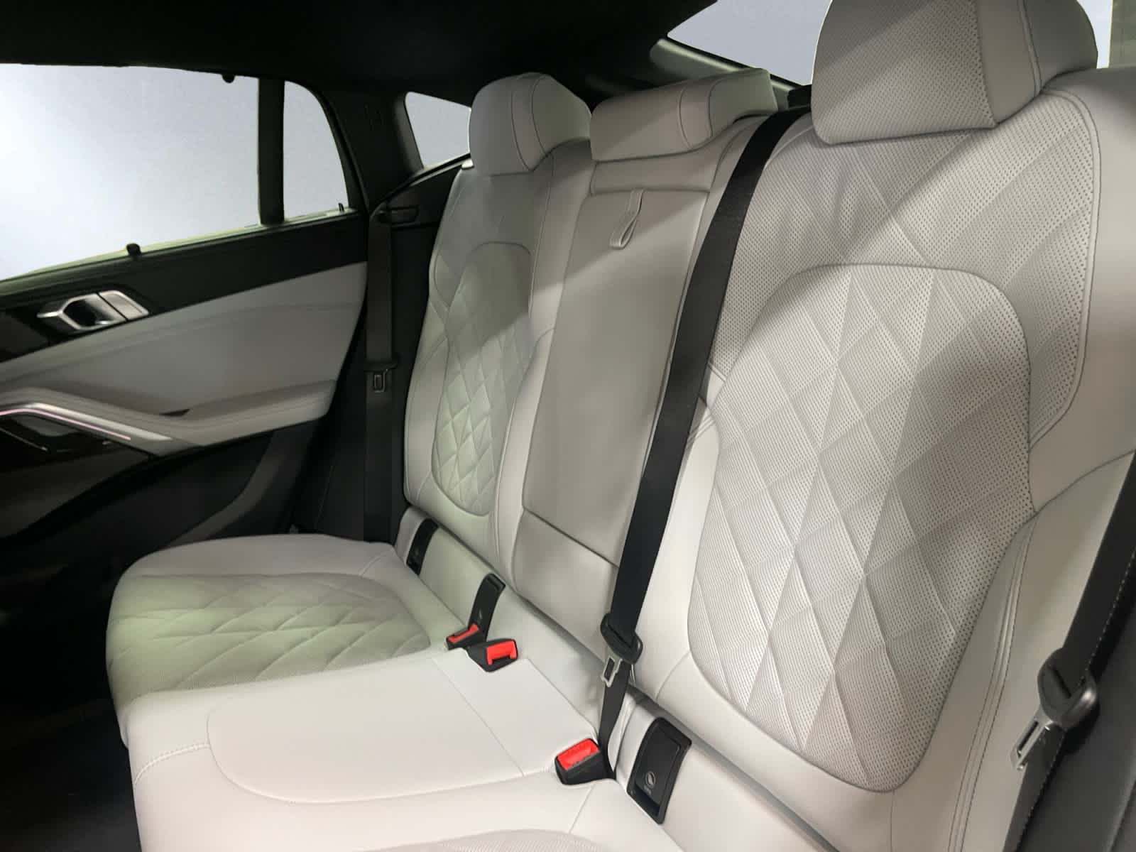 new 2027 BMW X6 car, priced at $105,200
