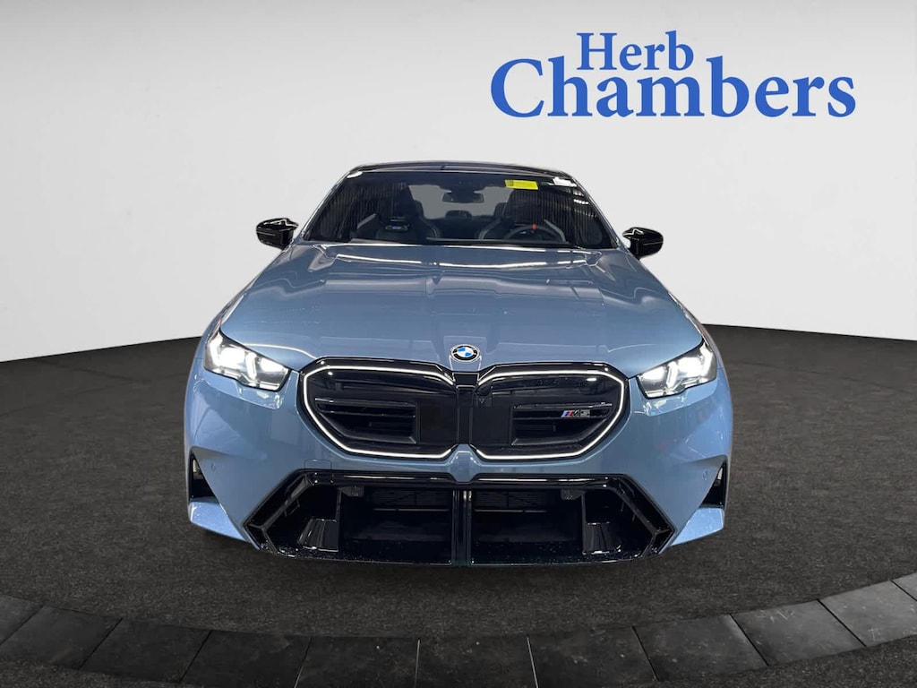 New 2026 BMW M5 Sedan