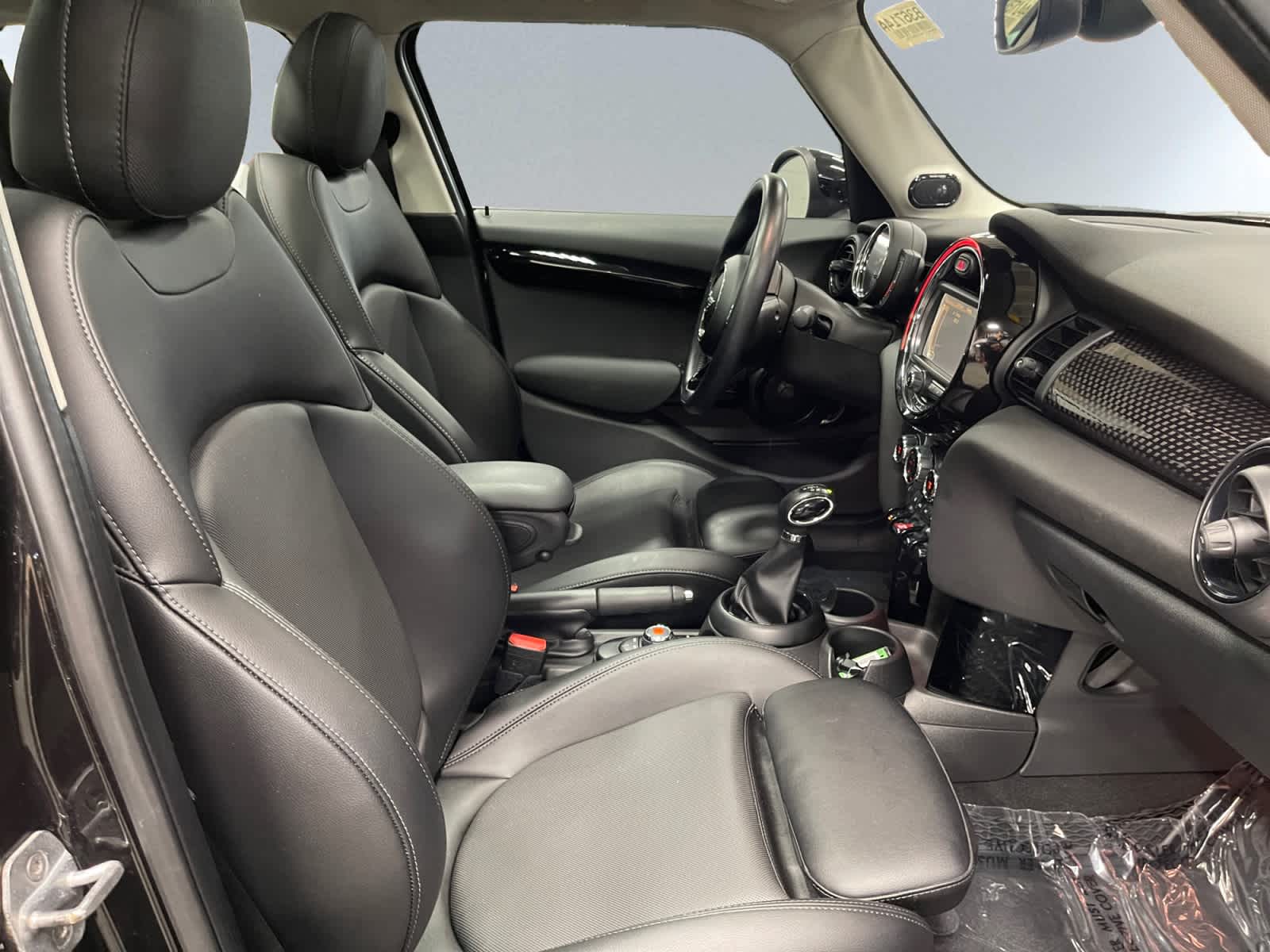 used 2018 MINI Hardtop 4 Door car, priced at $16,497