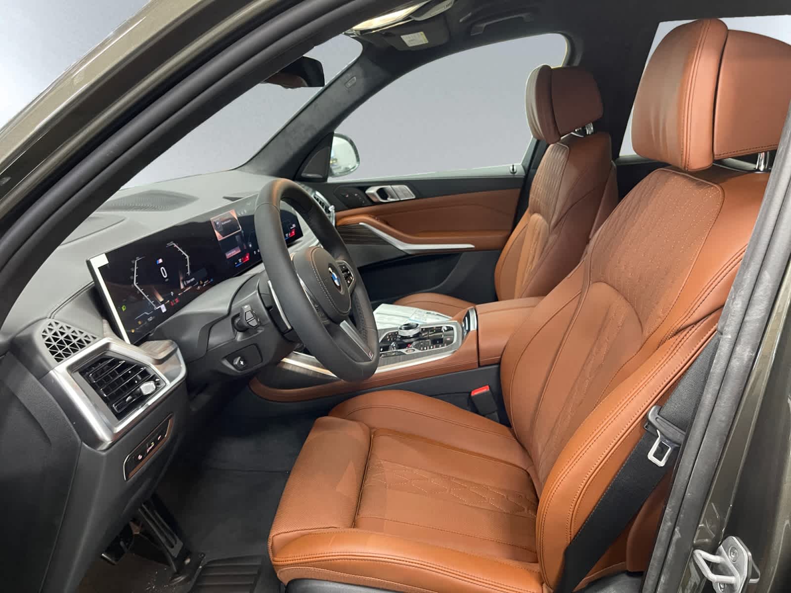 new 2026 BMW X7 car, priced at $104,405