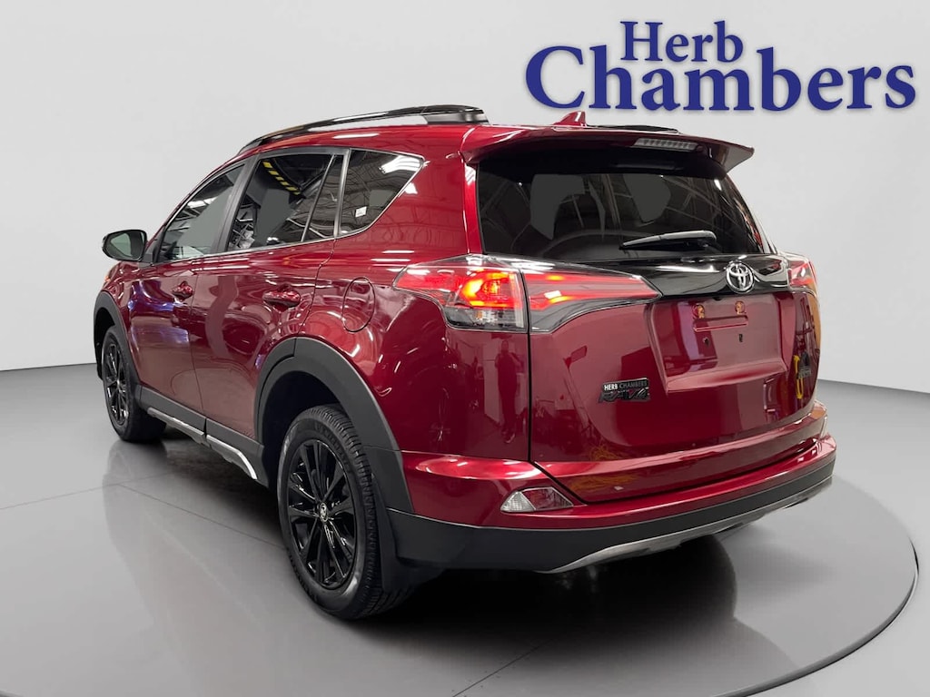 Used 2018 Toyota RAV4 XLE SUV