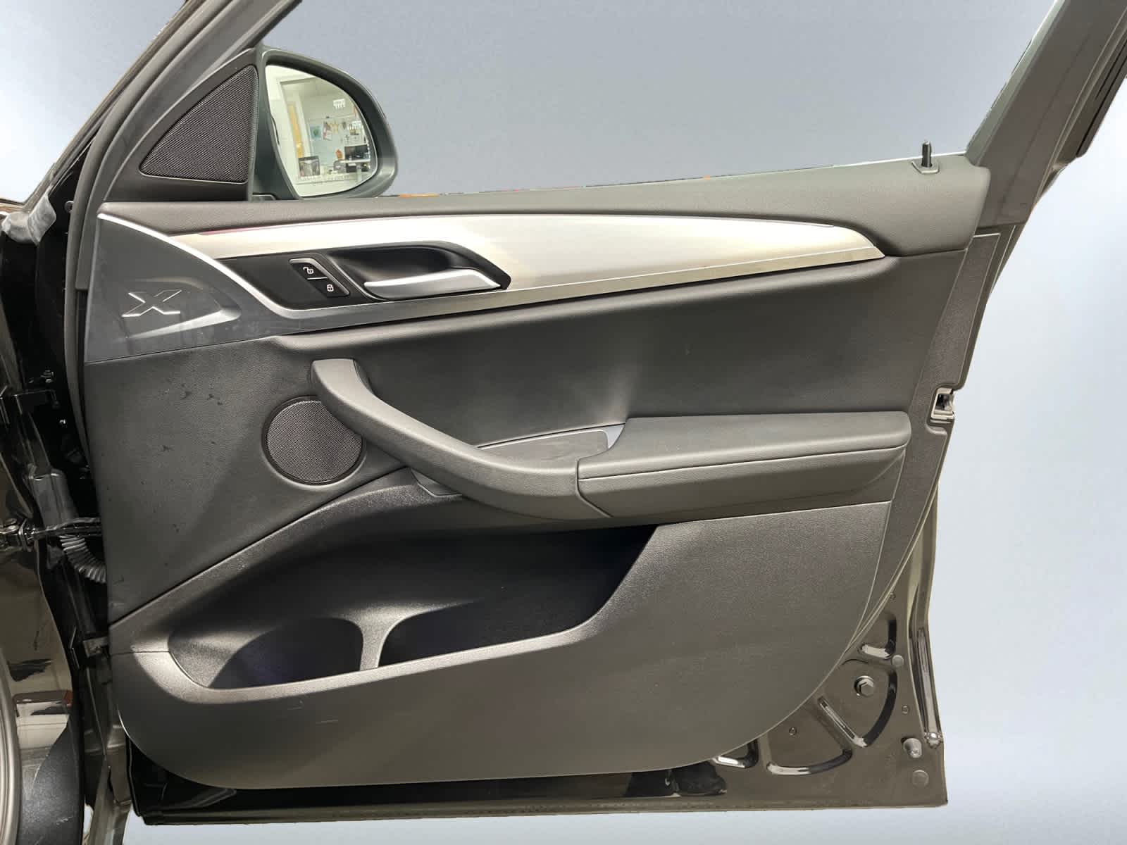 used 2022 BMW X4 car, priced at $35,997