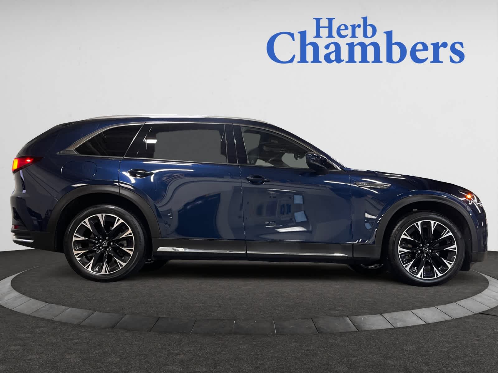 2024 Mazda CX-90 Plug-in Hybrid Premium Plus photo 4
