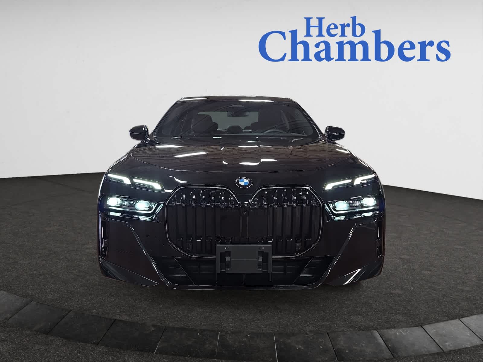 2025 Bmw 760i xDrive photo 2