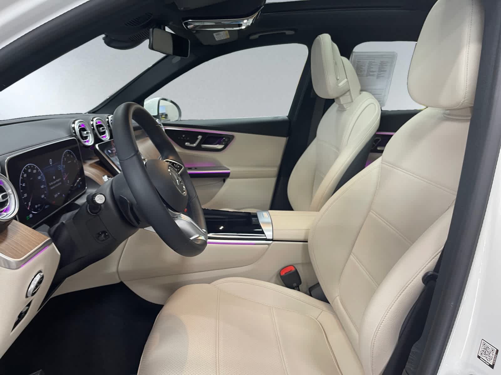 used 2023 Mercedes-Benz GLC 300 car, priced at $40,497