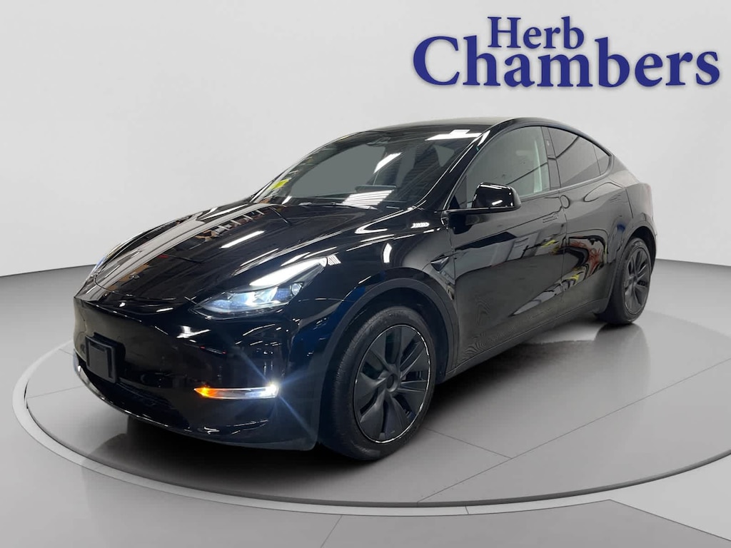 Used 2025 Tesla Model Y Long Range SUV