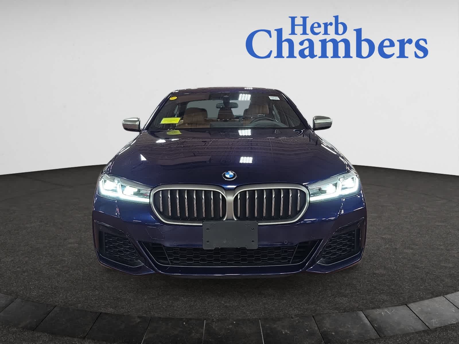 2022 Bmw M550i xDrive photo 2